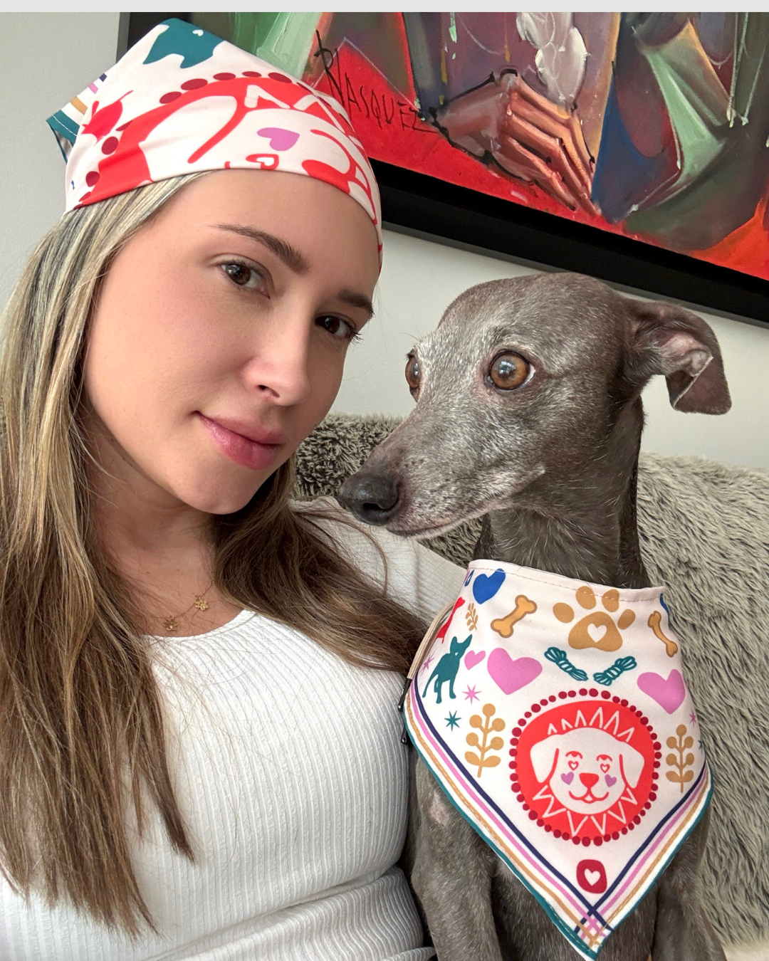 Pañoleta mamá perruna.